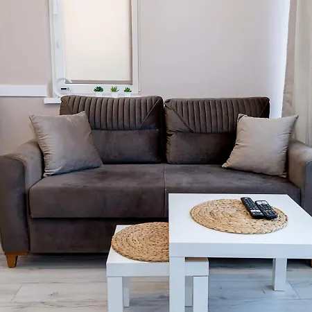1br With Parking Near Free Uni By Flat Manаger * Warna